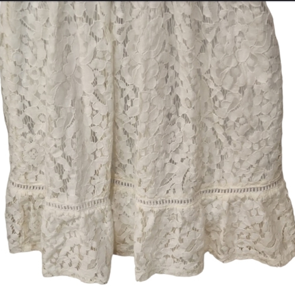 Hollister Lace Smocked Dress - Picture 5 of 8